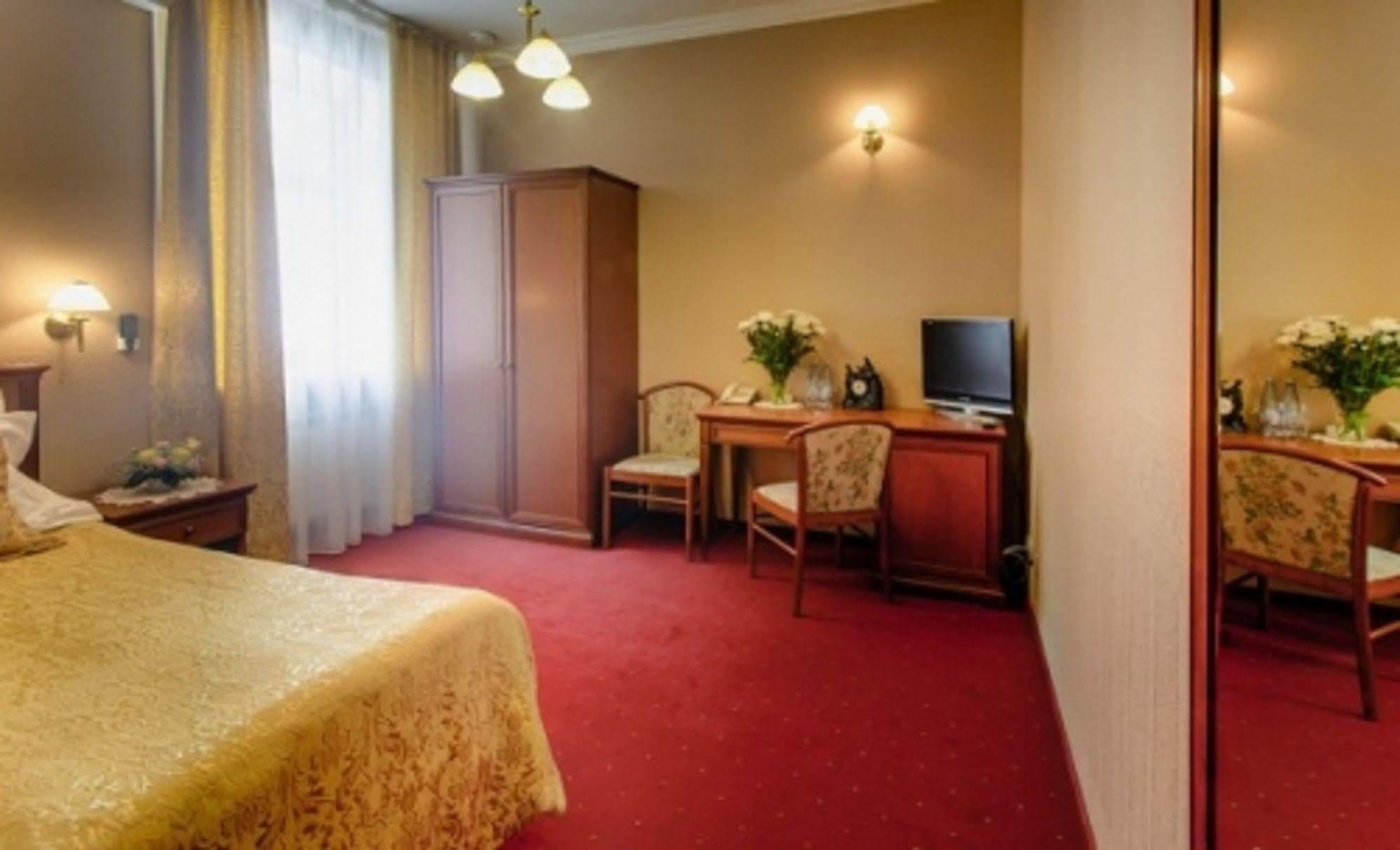 Hotel Kupechesky Krasnoyarsk Luaran gambar